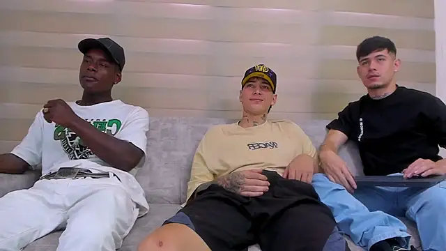 hell twink online show from 03-22-25, 07:53