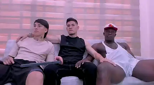 hell twink online show from 01-07-25, 07:49