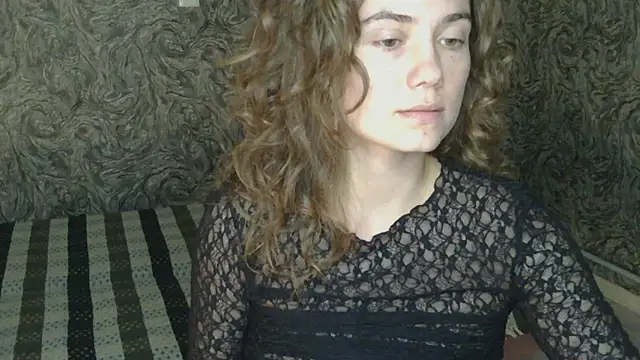 Snapshot of CurlyNed chatting on 02-05-25, 01:54 CurlyNed online show from 02-05-25, 01:54