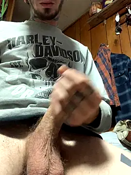 Snapshot of hashdabber710 chatting on 10-25-25, 04:55 hashdabber710 online show from 10-25-25, 04:55