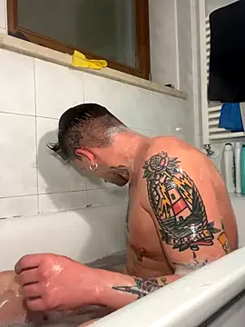 Snapshot of D3V0Z chatting on 12-01-25, 05:25 D3V0Z online show from 12-01-25, 05:25