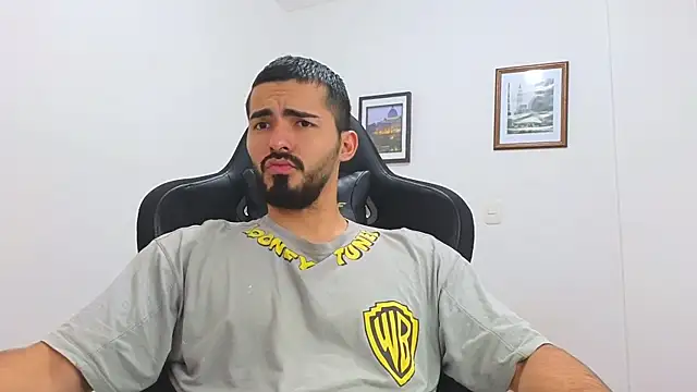 Massimoo 07 online show from 03-18-25, 06:17