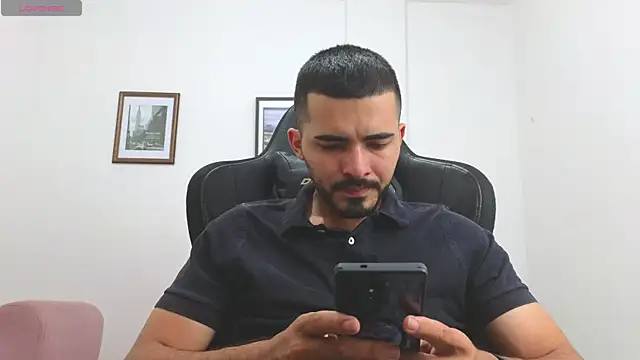 Massimoo 07 online show from 11-20-25, 07:58