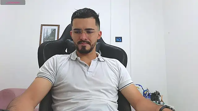 Massimoo 07 online show from 11-06-25, 08:02