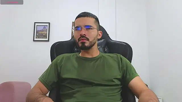 Massimoo 07 online show from 12-17-25, 06:24