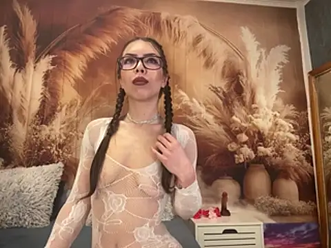 EmaLowe online show from 03-02-26, 06:03