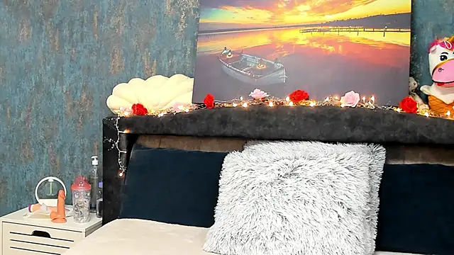 EmaLowe online show from 03-16-25, 12:34