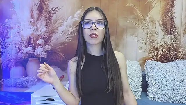 EmaLowe online show from 04-01-26, 03:41