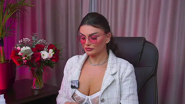 myakalifa online show from 09-16-25, 07:37