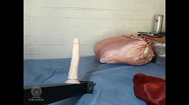 naughtyuki00 online show from 02-15-25, 10:00