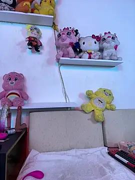 Snapshot of Valen_sr_ chatting on 02-04-25, 05:10 Valen sr online show from 02-04-25, 05:10