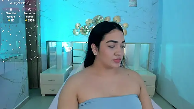 Snapshot of stefany_duque1_ chatting on 03-08-25, 06:10 stefany duque1  online show from 03-08-25, 06:10