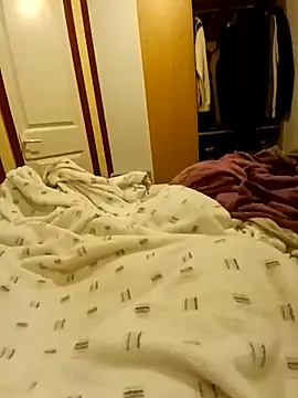 Snapshot of inka269 chatting on 03-15-25, 12:15 inka269 online show from 03-15-25, 12:15