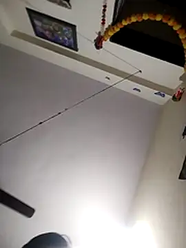 hot punekar online show from 10-29-25, 05:56