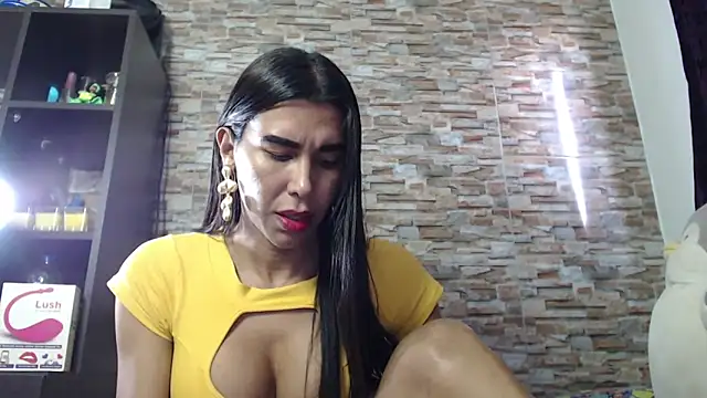 Ebonyxprincess  online show from 05-24-26, 07:03