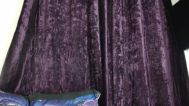 Ebonyxprincess  online show from 12-01-25, 08:53