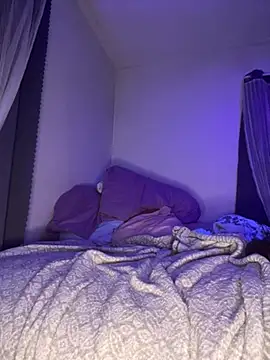 Luciouslouise72xh online show from 02-11-26, 09:09