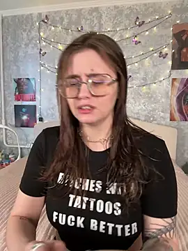 Sabrina shells online show from 12-04-25, 09:30