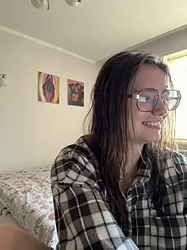 Sabrina shells online show from 06-25-26, 08:52