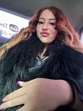 AndreaMood online show from 10-21-25, 02:55