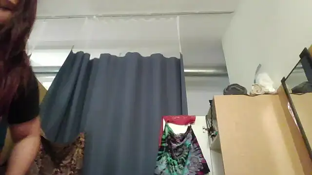 Dnasty408 online show from 10-28-25, 03:51