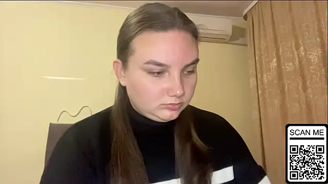 Snapshot of Dreamyblushfairy chatting on 10-12-25, 04:03 Dreamyblushfairy online show from 10-12-25, 04:03