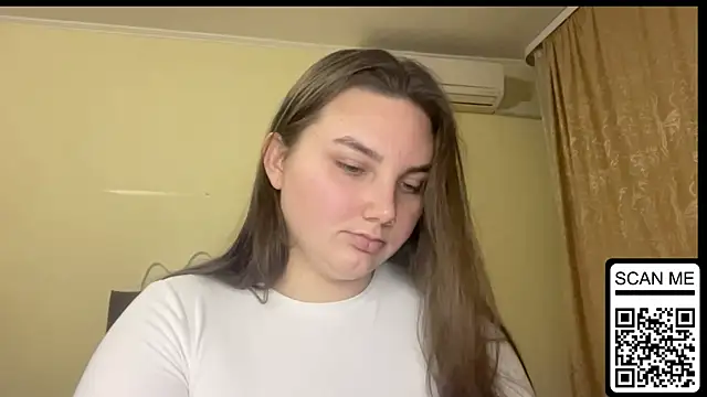 Snapshot of Dreamyblushfairy chatting on 11-25-25, 03:45 Dreamyblushfairy online show from 11-25-25, 03:45