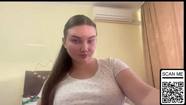 Snapshot of Dreamyblushfairy chatting on 11-19-25, 01:33 Dreamyblushfairy online show from 11-19-25, 01:33