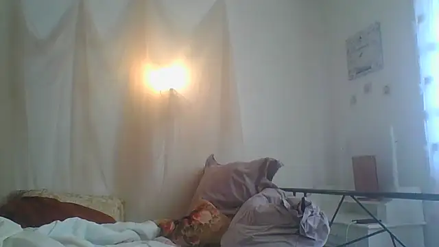 Snapshot of BELLAMORGANE1 chatting on 01-31-25, 03:44 BELLAMORGANE1 online show from 01-31-25, 03:44
