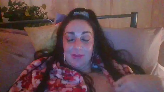 Snapshot of BELLAMORGANE1 chatting on 02-07-25, 09:15 BELLAMORGANE1 online show from 02-07-25, 09:15