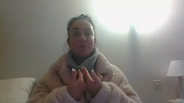 Snapshot of BELLAMORGANE1 chatting on 01-01-25, 04:50 BELLAMORGANE1 online show from 01-01-25, 04:50