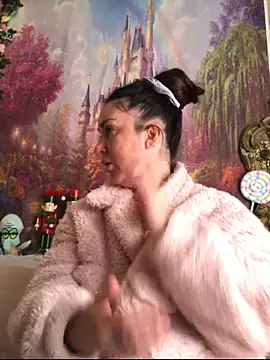 BELLAMORGANE1 online show from 11-30-25, 10:49