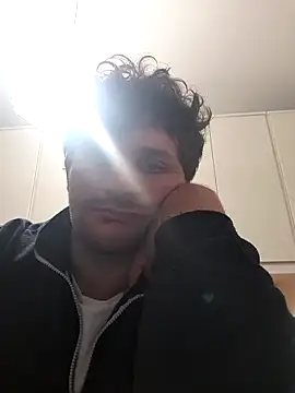 michemichemiche8 online show from 02-27-25, 06:42