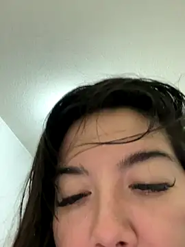 Snapshot of StarSex22 chatting on 09-11-25, 06:24 StarSex22 online show from 09-11-25, 06:24