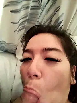 Snapshot of StarSex22 chatting on 12-30-24, 06:49 StarSex22 online show from 12-30-24, 06:49