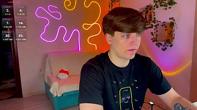 RobertAndLinela online show from 09-11-25, 12:05