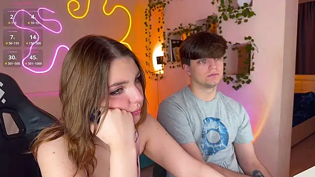 RobertAndLinela online show from 09-23-25, 03:24