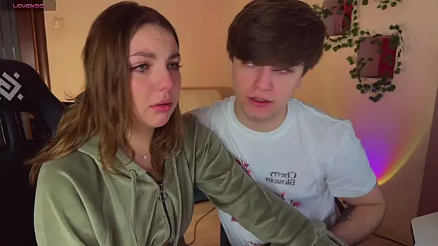 RobertAndLinela online show from 02-06-26, 09:16