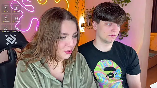 RobertAndLinela online show from 09-27-25, 03:56