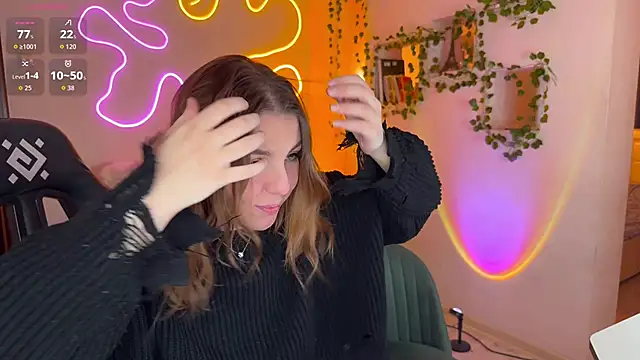 RobertAndLinela online show from 11-19-25, 12:38