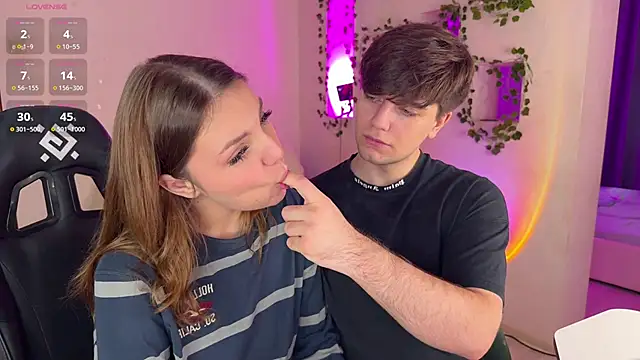 RobertAndLinela online show from 01-17-26, 09:02