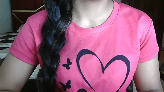 Snapshot of Somiya87 chatting on 03-02-26, 02:13 Somiya87 online show from 03-02-26, 02:13