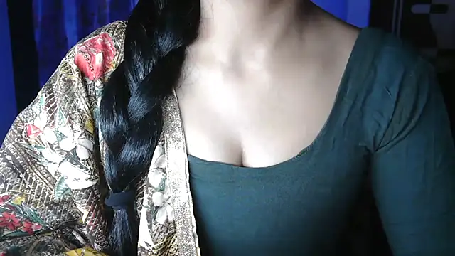 Snapshot of Somiya87 chatting on 05-04-26, 06:55 Somiya87 online show from 05-04-26, 06:55