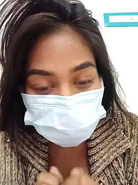 Alpha-QueeN online show from 12-24-24, 01:39