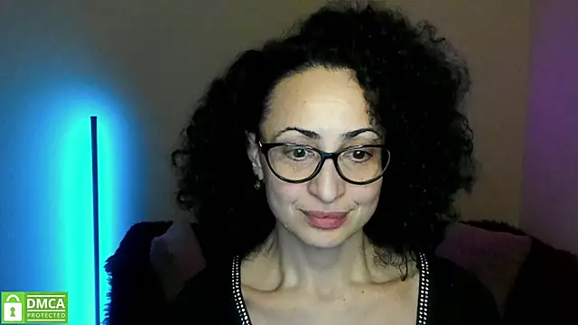 Arianasweety23 online show from 03-06-25, 06:26