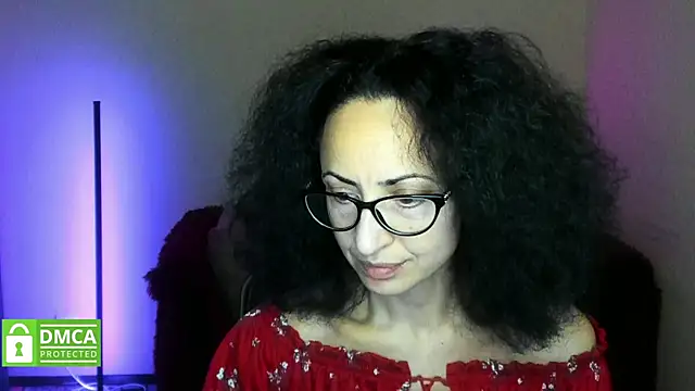 Arianasweety23 online show from 10-21-25, 05:23