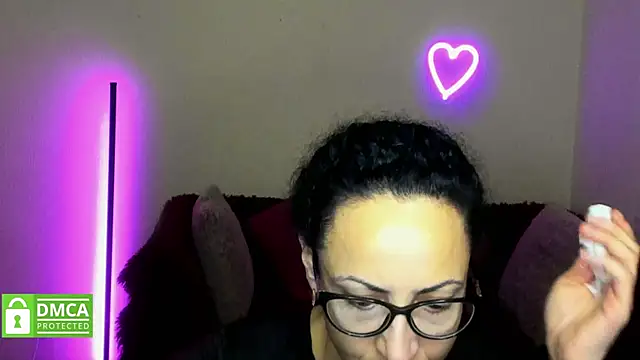 Arianasweety23 online show from 09-28-25, 05:31