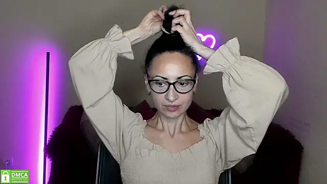 Arianasweety23 online show from 09-25-25, 05:30