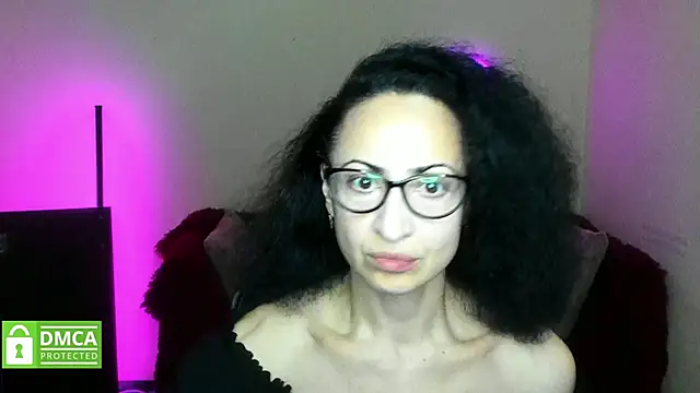 Arianasweety23 online show from 10-22-25, 05:23