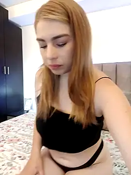 VictoriaMolina online show from 02-17-25, 12:38